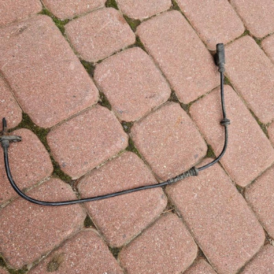 Czujnik ABS tył tylny Opel Adam Corsa E