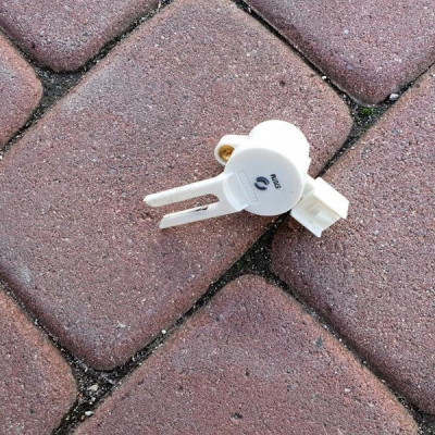 Moduł stycznik sprzęgła Opel Astra J IV 13597428