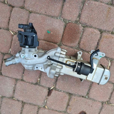 Chłodniczka spalin EGR Opel Insignia B AZ257132