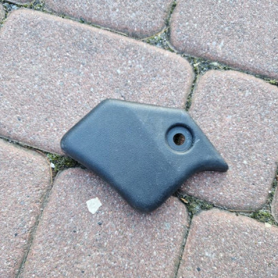 Osłona obudowa kombi Renault Megane IV 739705000R