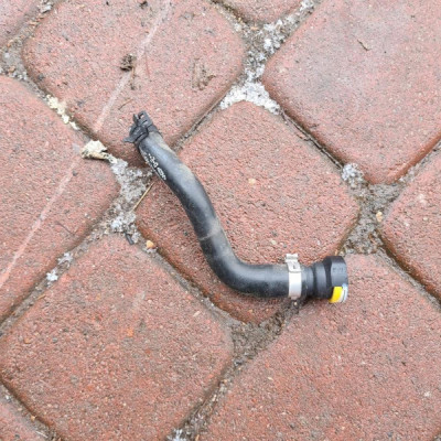 Przewód rura wąż 0.9 0.9b Renault Clio IV 4