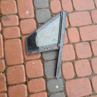 Szyba przód przednia lewa 2019r Renault Clio IV