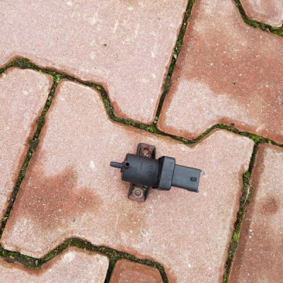 ELEKTROZAWÓR CIŚNIENIA OPEL INSIGNIA 2.0 55566051