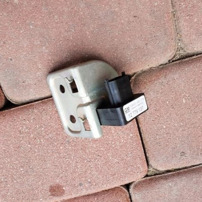 Czujnik sensor Opel Astra J IV 12779137