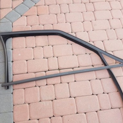 Uszczelka drzwi zgarniacz Opel Zafira C TOURER