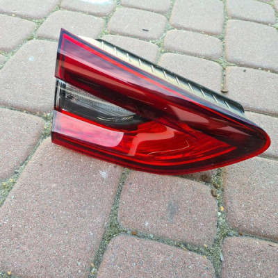 Lampa tylna lewa kombi Opel Insignia B 39107538