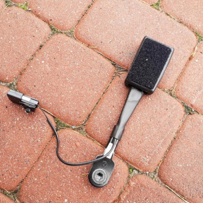 Zapinka zapięcie pasa Opel Astra J IV 13368931