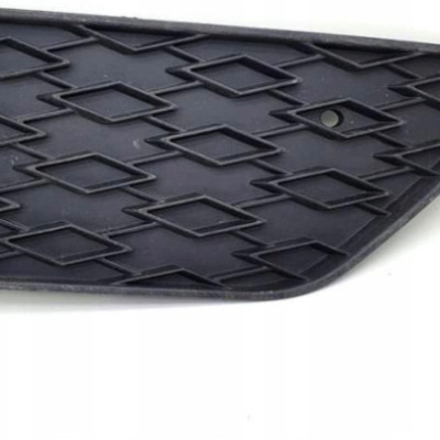 Kratka zderzaka przedniego SKODA Octavia IV RS