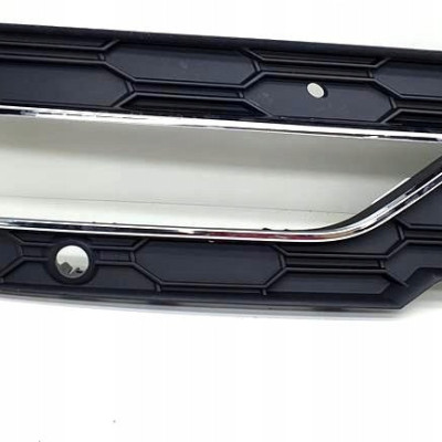 Kratka zderzaka przedniego SKODA Octavia IV