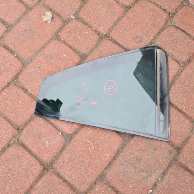 Szyba tył tylna kombi boczna Opel INSIGNIA 2013r