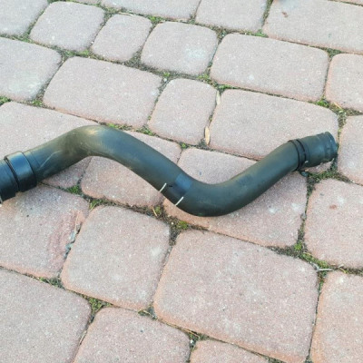 Przewód rura wąż wody Opel Astra K V 39063438