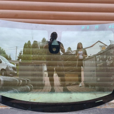 Szyba przód przednia ORYG Opel Insignia B 2019r 83