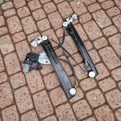 Podnośnik szyby lewy przód EUROPA Opel Meriva B