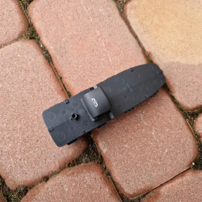 Przełącznik szyb sterowni Opel Insignia B 84559726