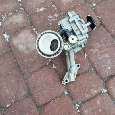 Pompa oleju 1.4T B14XFT B14XFL LE2 Astra K V 1263642 166942665