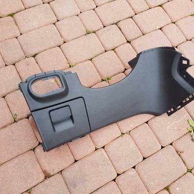 Obudowa schowek osłona Opel Zafira C 13293522