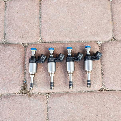 Wtrysk wtryski 2.0T 250KM Opel Insignia 12631971