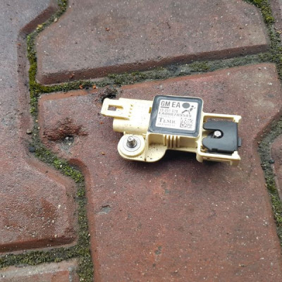 SENSOR PODUSZKI OPEL ASTRA III ZAFIRA II 13251078