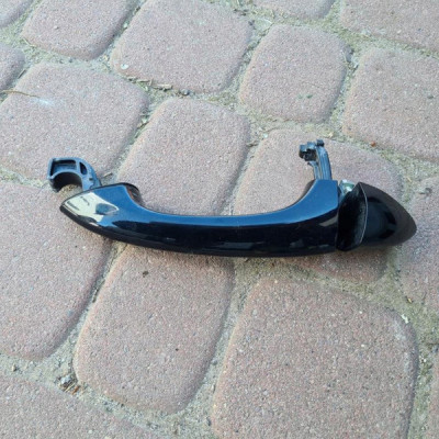 Klamka drzwi lewy przód Z22Y Opel Astra K V