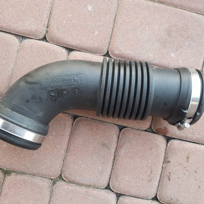 Przewód wąż 2.3 DCI Master movano 165763705R NOWA