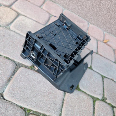 Podstawa modułów bezpieczników Opel Insignia B