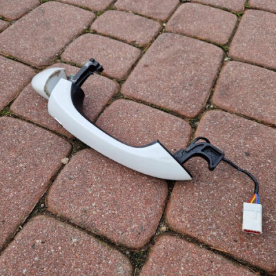 Klamka bezprzewodowa Opel Insignia B biała KEYLESS