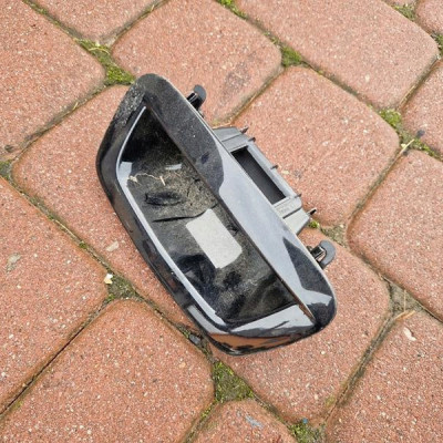 Rączka uchwyt klapy otwieranie Opel Mokka 42453510