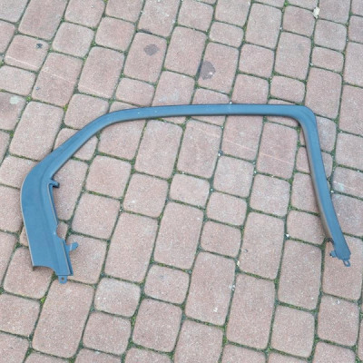 Obudowa osłona ramka drzwi Opel Mokka 42474614