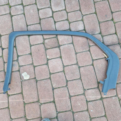 Obudowa osłona ramka drzwi Opel Mokka 42474615