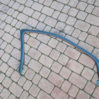 Obudowa osłona ramka drzwi Opel Mokka 42474612