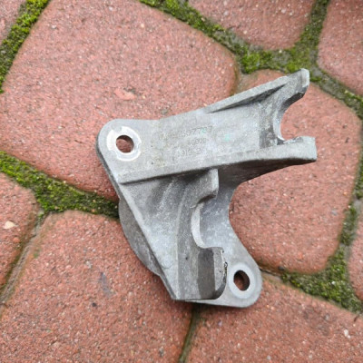 Uchwyt mocowanie linek Opel Astra K V 55567787