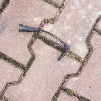 Czujnik ABS tył tylny Opel Astra K V 13379166