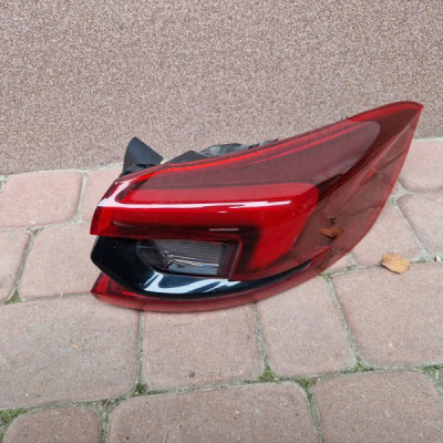 Lampa tył tylna BLACK Opel Insignia B 39131150