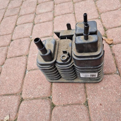 Filtr węglowy 2.0T Opel Insignia B 22940500