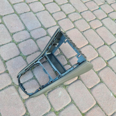 Plastik osłona obudowa tunelu skóra Opel Astra K V