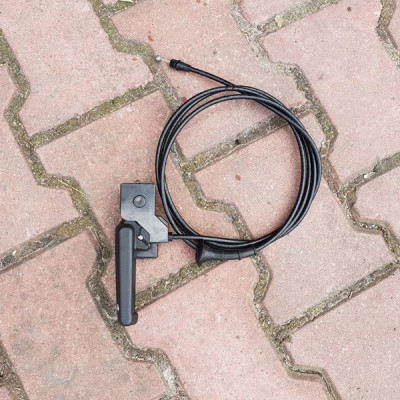 Linka otwierania maski Opel Zafira C