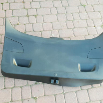 Obudowa osłona klapy kombi Opel Astra K V 13432051