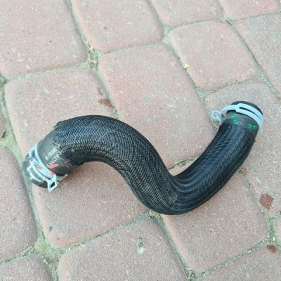 Przewód wody 0.9 Renault Captur 2 II 215030232R