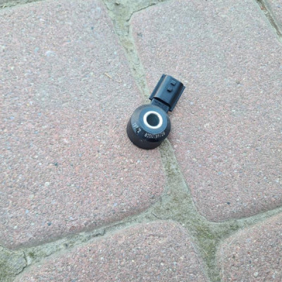 Czujnik spalania stuk Renault Captur II 8200789728