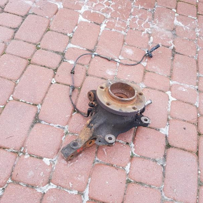 Zwrotnica przód przednia prawa MOVANO MASTER 2012