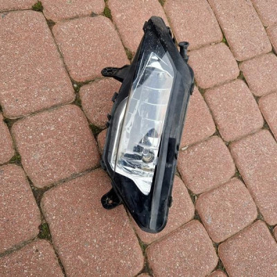 Halogen przód prawy Opel Insignia B 13460224