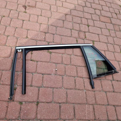 Szyba tył tylna kombi jasna Opel Insignia B 2017r