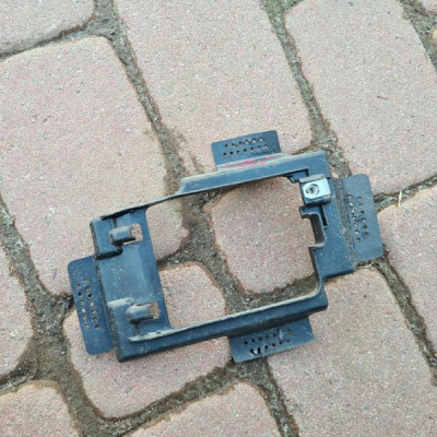 Mocowanie uchwyt asystenta Opel Insignia B