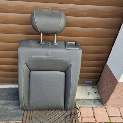 Kanapa siedzisko oparcie tył Opel Astra K V 5