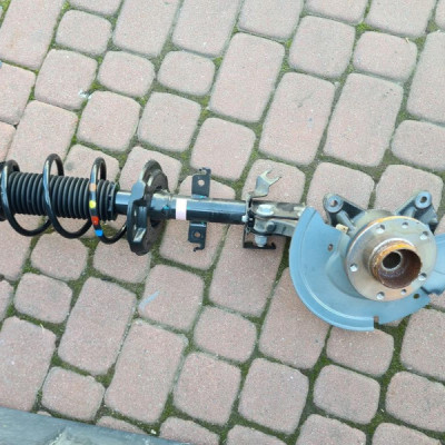 Amortyzator 1.0 zwrotnica Renault Captur II 2