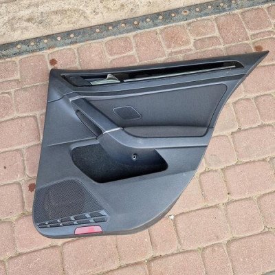 Boczek tapicerka welur HB VW Golf VII 7