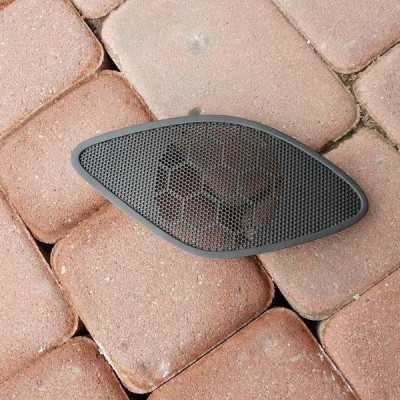 Obudowa osłona głośnika deski Astra K 39057276