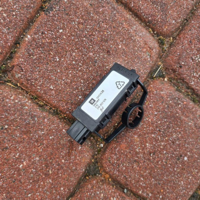 Czujnik uderzeniowy Opel Meriva B 13422638