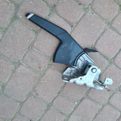 Dzwignia recznego Renault Captur II 360100847R