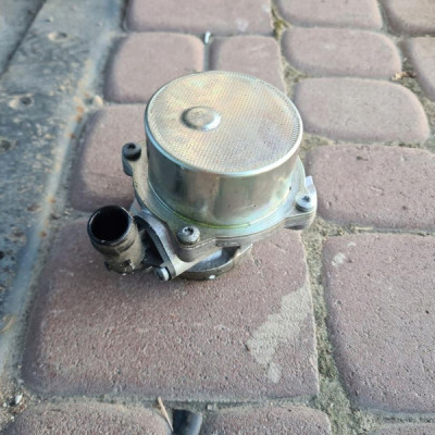 Pompa vacum 1.5 Renault Captur II 146502327R